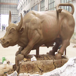 雕刻创作牛